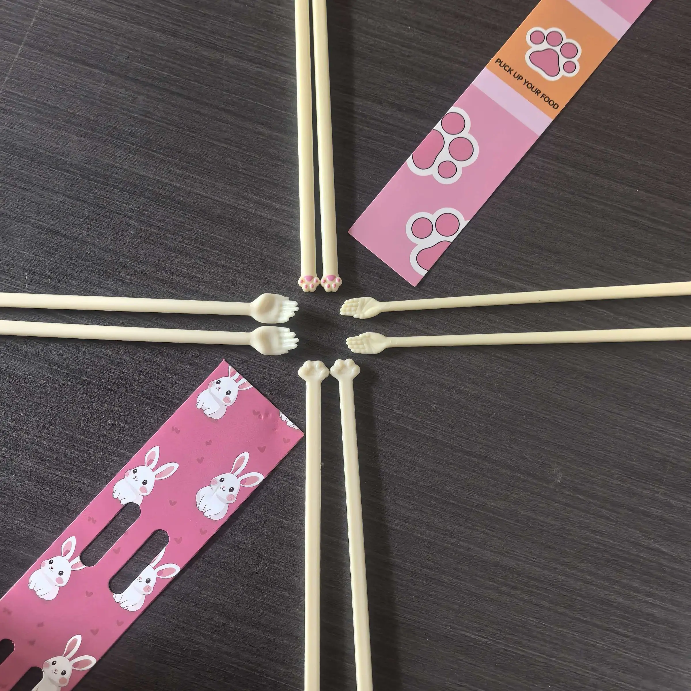 Creative Handmade Cute Cat Chopsticks Set, Portable Travel Cutlery Utensils, Fun and Practical Design, Perfect for On-The-Go Dining