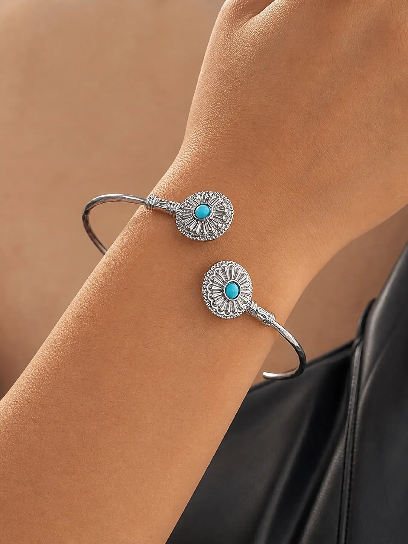 Ethnic Style Turquoise Carved Open Bracelet, Vintage Silver Color Adjustable Wristband, Unique Handmade Jewelry Accessory