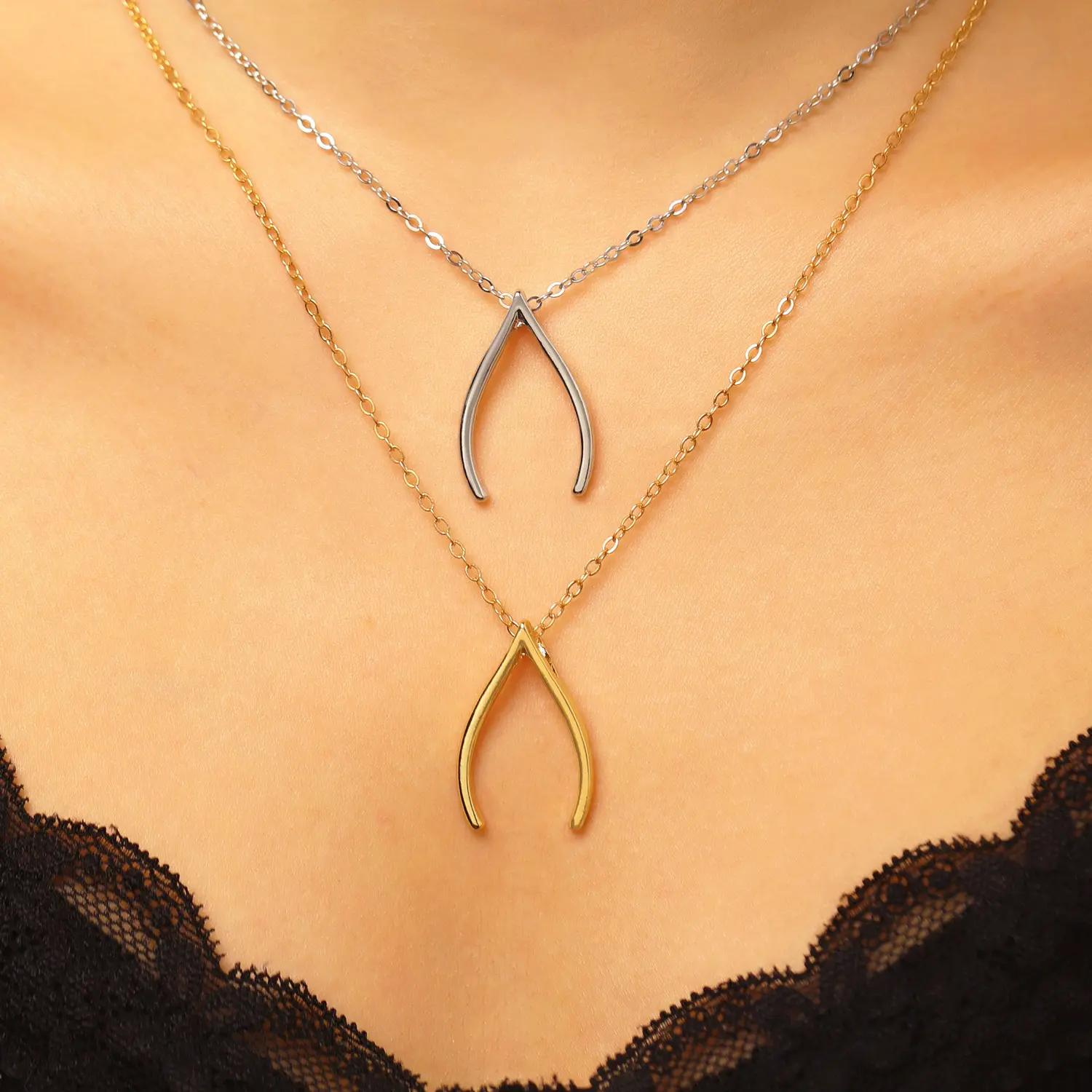 Women's Alloy Pendant Necklace with Sleek Lucky Wishbone Motif, Advanced Vacuum Plating, Chain & Link Design for Casual Rave-Festival Wear, Minimalist Fashion Lovers' Quiet Luxury Jewelry Accessory, Metal Coating, Female