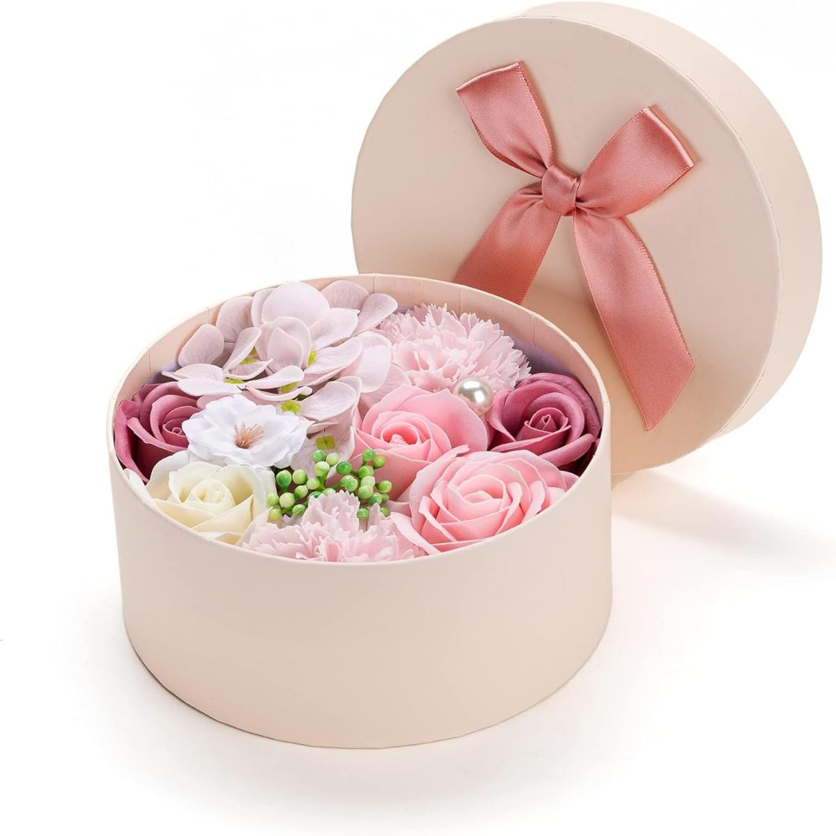 Luxury Beautiful Flora Scented Roses/Carnation Flower Bath Soap with Stem, Flower Soap in Gift Box, Gift for Birthday/Valentine's Day/Mother's Day (Pink) Luxury Beautiful Flora Scented Roses/Carnation Flower Bath Soap with Stem, Flower Soap in Gift Box, Gift for Birthday/Valentine's Day/Mother's Day (Pink)