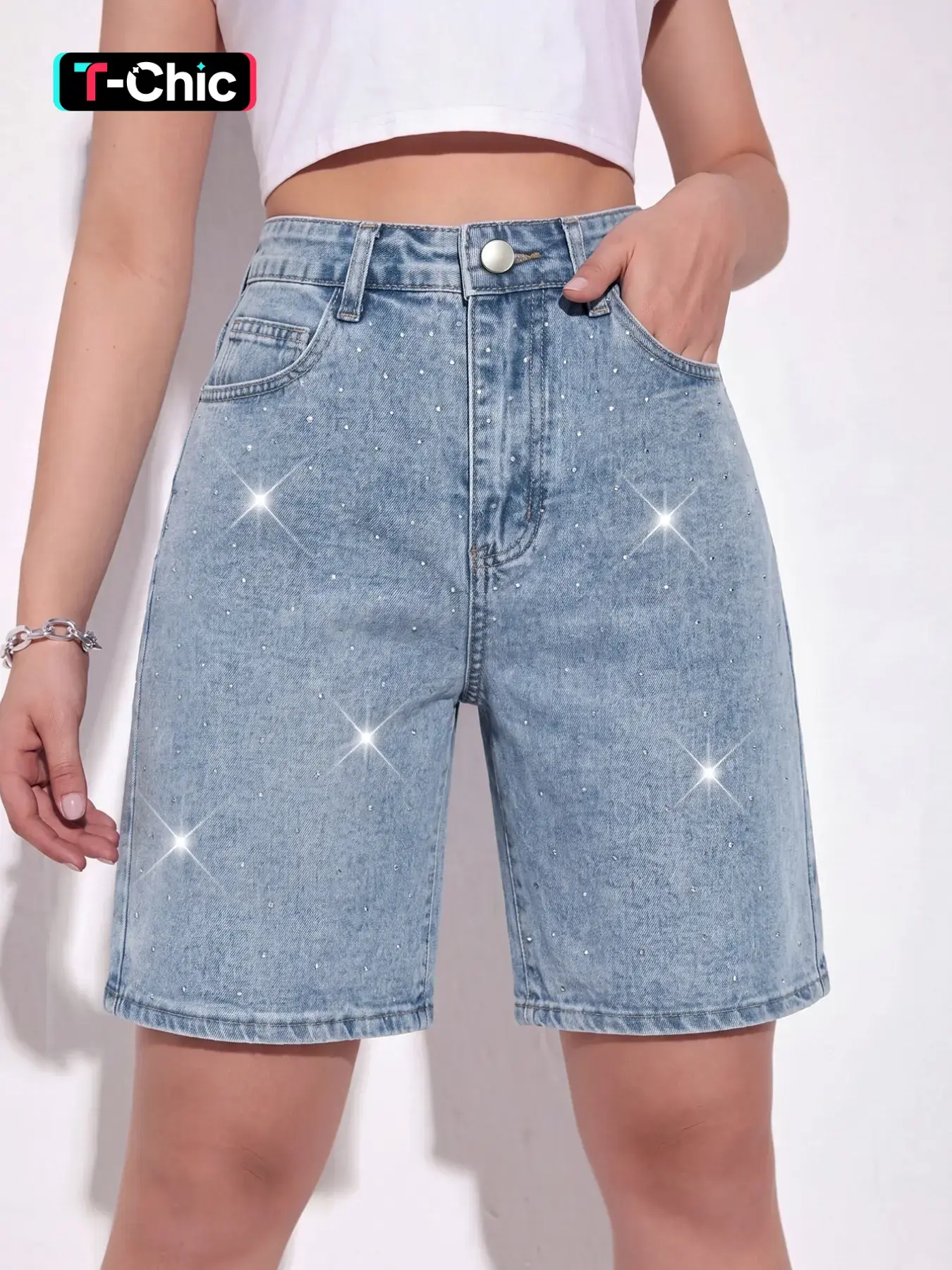 Women's High-Waisted Light Blue Washed Rhinestone Denim Jeans Shorts, Casual Short, Fashion Casual Shorts, Shiny Straight Leg Fit Jean Pants, Y2K American Street Style, Sexy Look, Chic Vibe