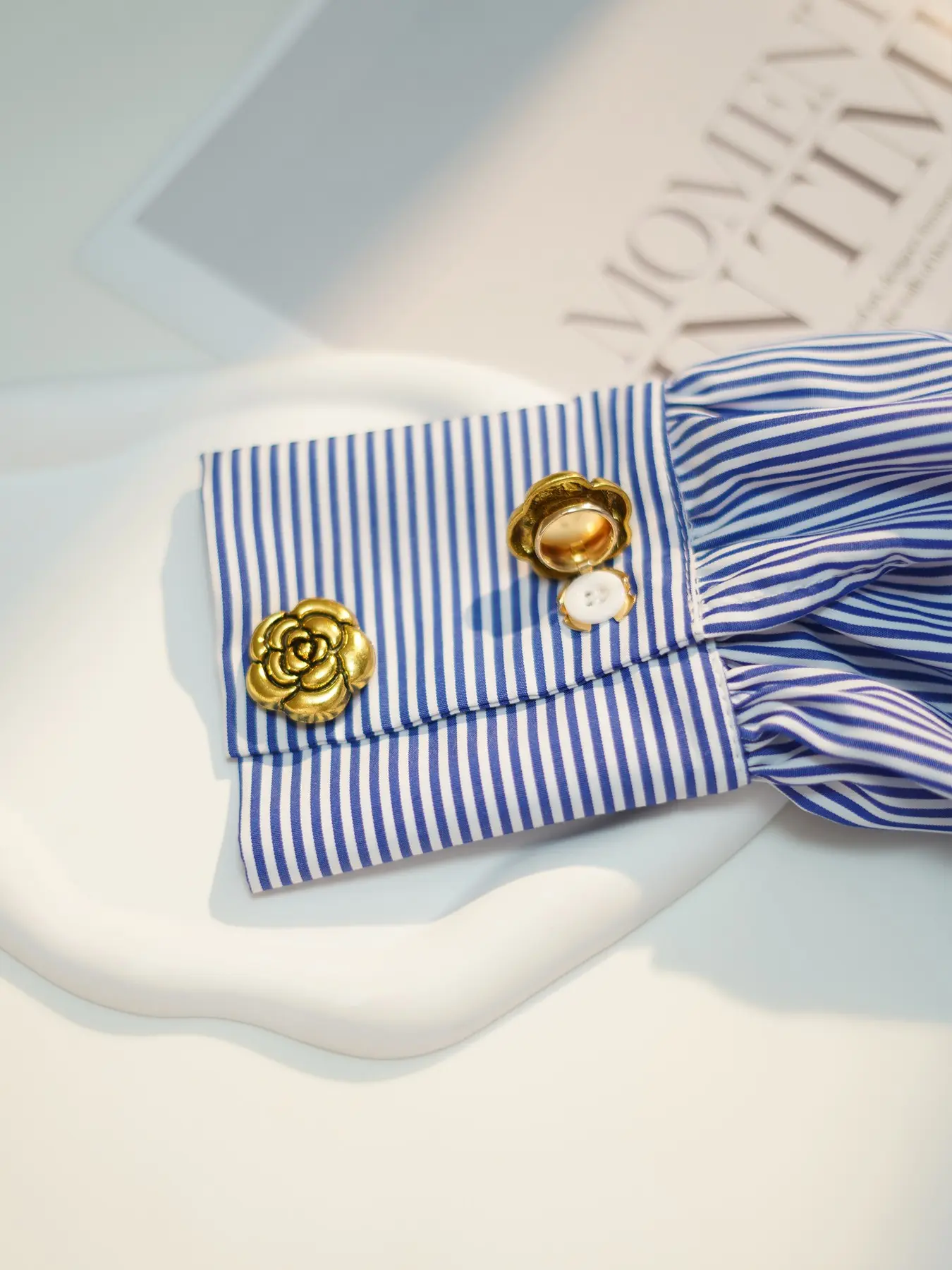 Fashionable Luxury Small Fragrance Sleeve Buttons for Women, Button Set Decorative Cover for Blouses, Elegant Turtle Design, Elegant Casual Buttons