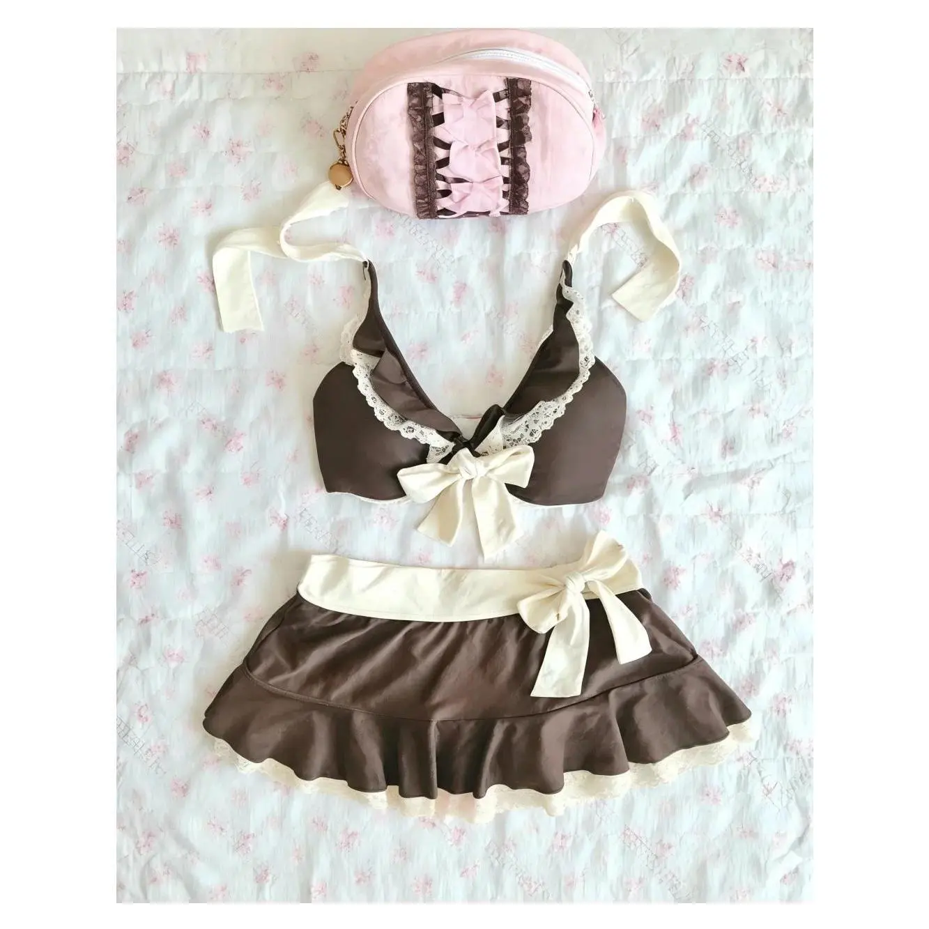 2026 New Summer French Retro Brown Lace Bow Split Swimsuit Hanging Neck Ruffle Edge Skirt Bikini Niche Beach Vacation SwimmingBeach photography