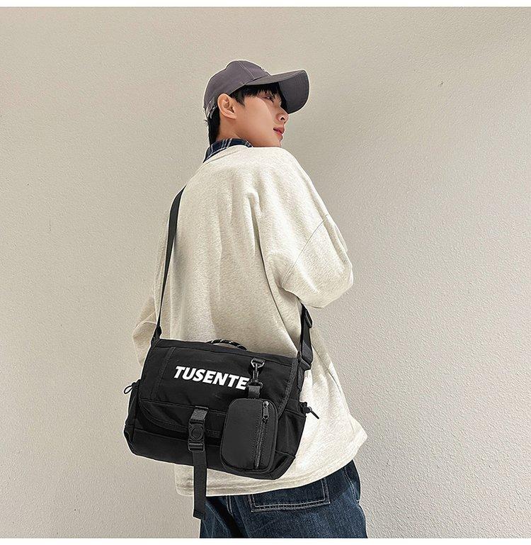 Open-top 2026 winter one-size-fits-all chest bag made of nylon fabric with lettering