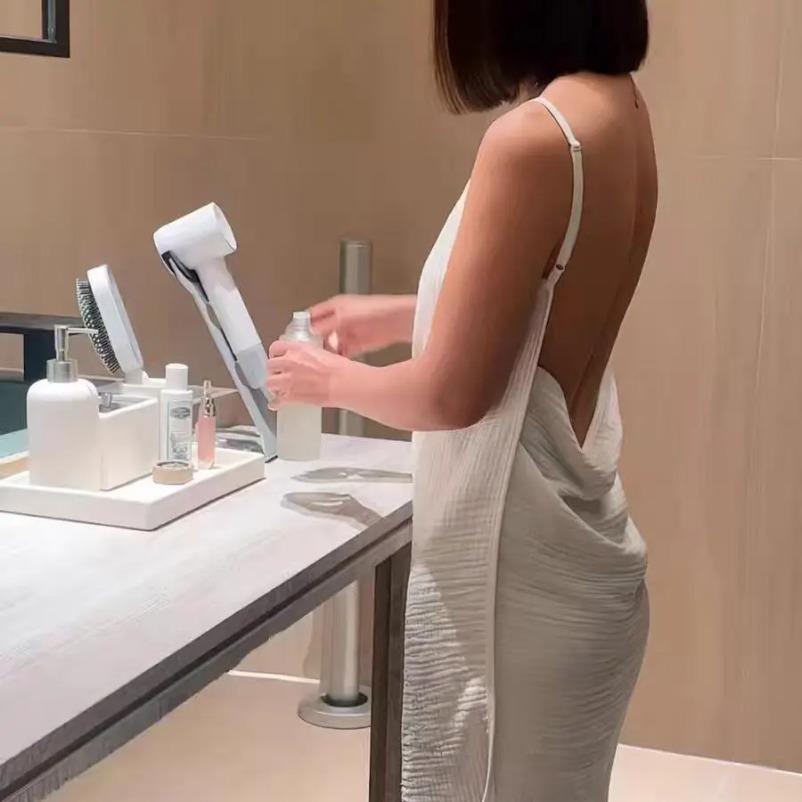 2026 New Women's Sling Bath Towel Wrap, Quick-Dry Lightweight Breathable Bath Skirt for Beach, Pool & Daily Shower