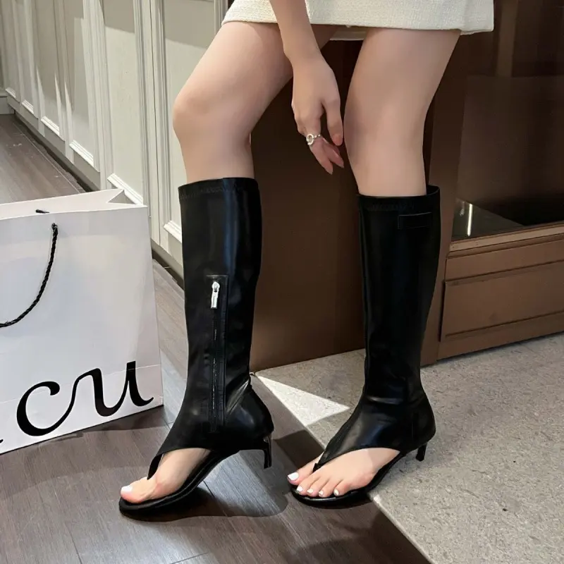 2026 New Cool Girl Stiletto Mid Calf Sandal Boots Thong Open Toe Designer Under Knee Runway Tall Boots