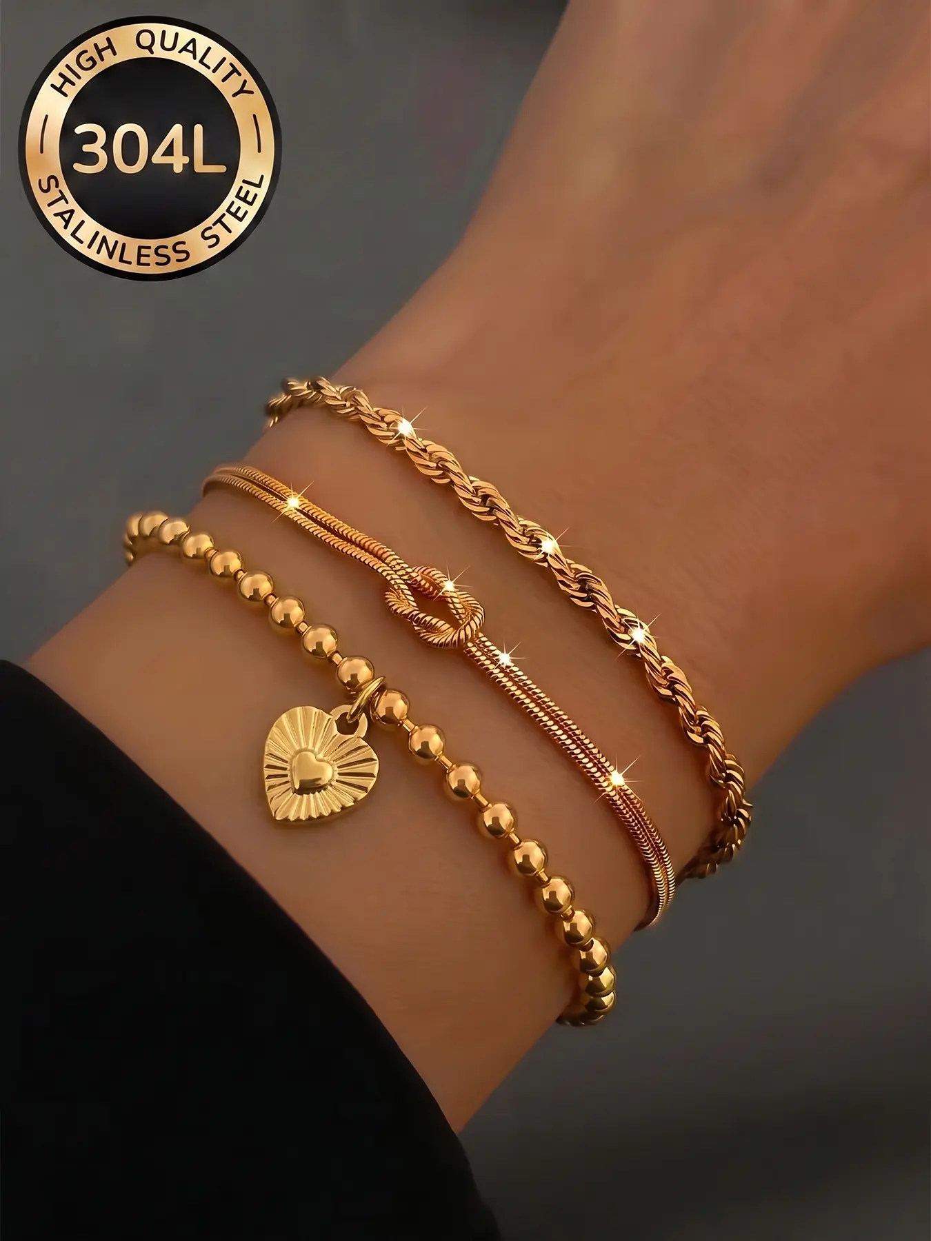Gentle and versatile seasonal bracelet, embellishing your wrist scenery with elegance and agility. Exquisite workmanship, sturdy and durable, suitable for all kinds of tops and skirts, and a thoughtful gift for personal use