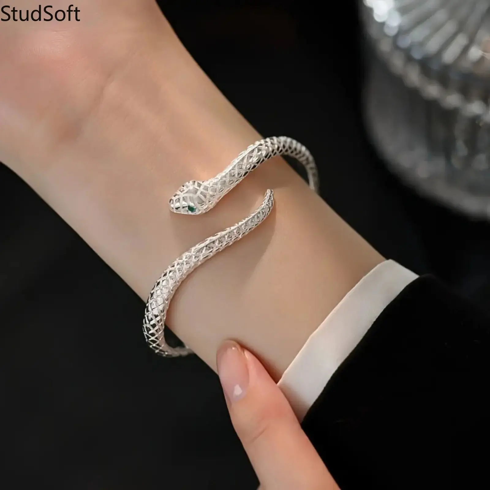 Gothic Snake Cuff Bracelet in 925 Sterling Silver for Women, Vintage Adjustable Slip-On Bangle with Floral Trim and Green Zirconia Eyes, Adjustable Bracelet, Gothic Wear, Open Bangle
