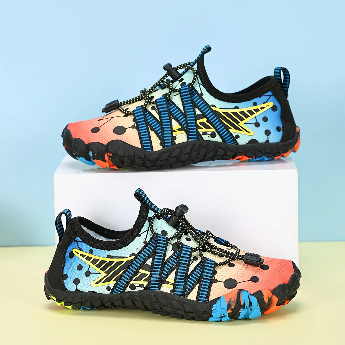 Boys' Outdoor Creek Shoes, Beach Shoes, Five-Finger Diving Shoes, Suitable Fishing Shoes, Swimming Shoes, And Fitness Yoga Shoes