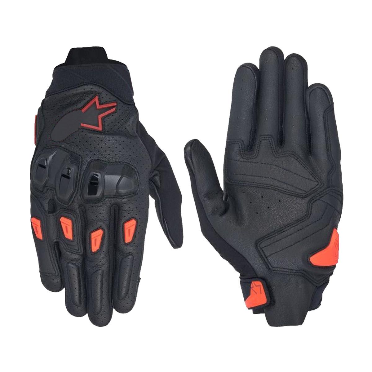 The new SP X7 motorcycle riding gloves from a Star are made of genuine leather, are shockproof, wear-resistant and breathable, and feature a touch screen