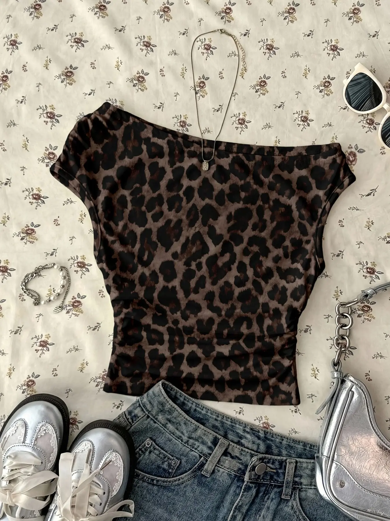 Vintage Punk Y2K Leopard Print Top, Party Wear, Music Festival, Gothic Style, Elegant Chic Sleeveless, Chic, Asymmetrical Sleeveless Design, Summer Dress, Tight Asymmetrical Ruched Crop Top