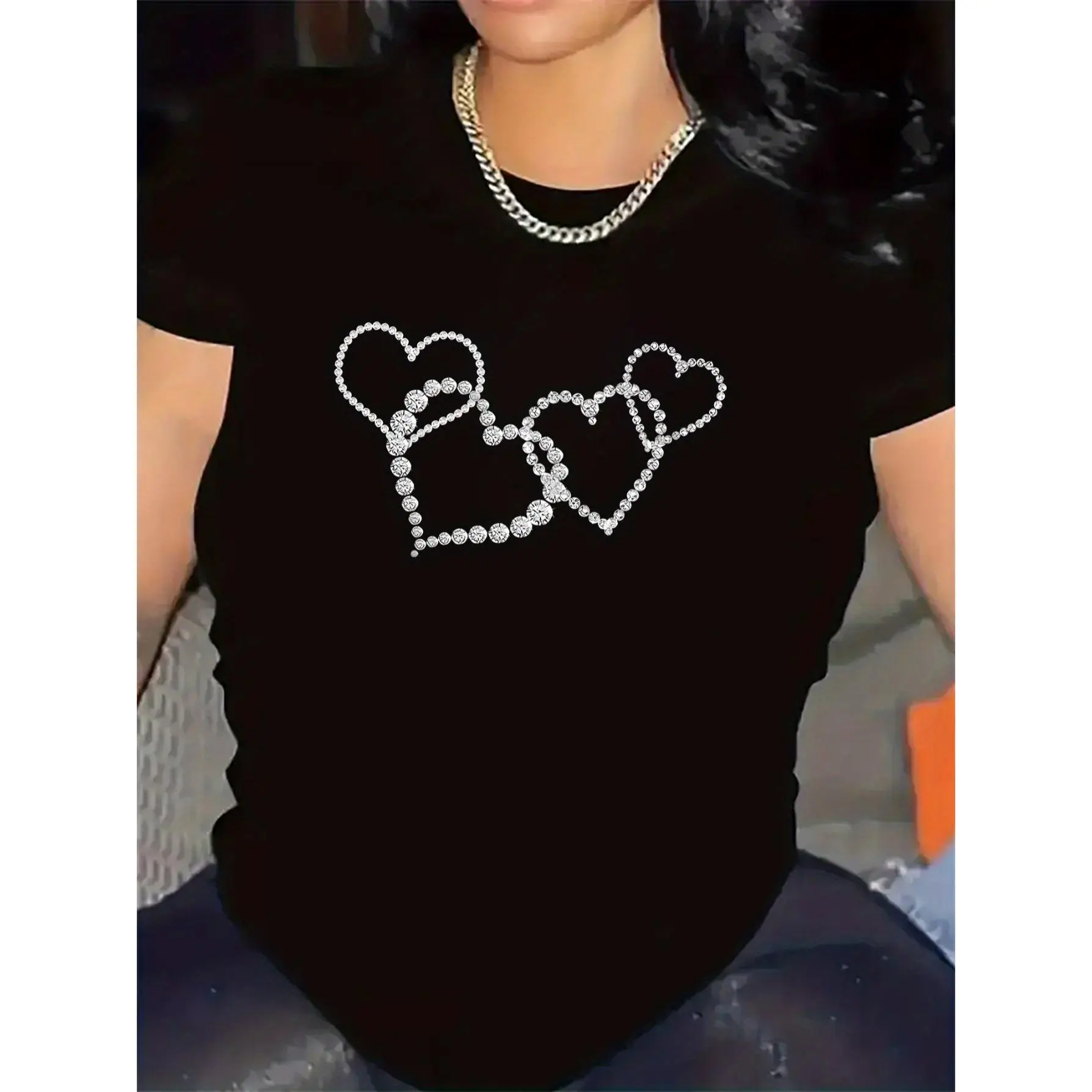 Women'S Elegant Rhinestone Heart T-Shirt - Black & White Shiny Rhinestone Heart Design, Lightweight Round Neck Top for Daily, Formal & Home Wear, Machine Washable Casual to Semi-Formal Blouse, Versatile All-Season Comfortable Gift for Women