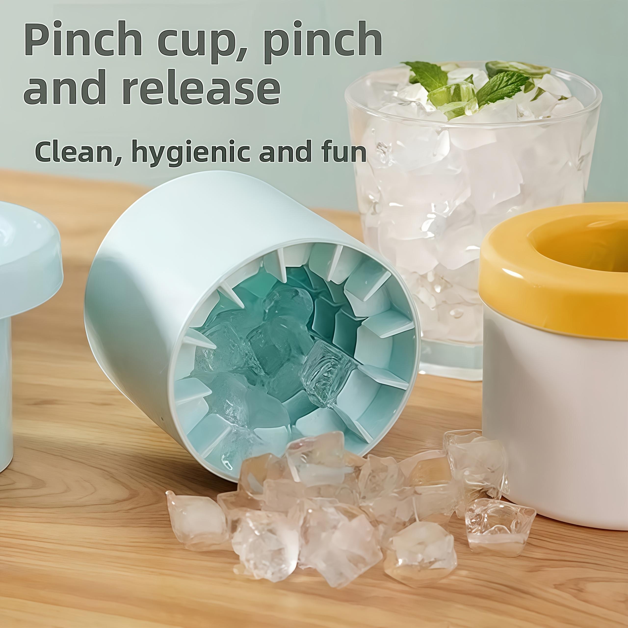 1 Quick-freeze Silicone Ice Tray - Easy to Use, Durable Plastic Mold, Makes Perfectly Shaped Ice Cubes, Suitable for Juices, Ice Buckets, and Cylindrical Cups, Fruit Juice Accessory, Ideal for Thanksgiving, Halloween, Christmas