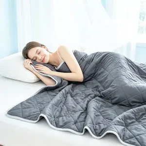 Ice Silk Cooling Blanket, 1 Count Soft Breathable Lightweight Cooling Blanket, Summer Cooling Blanket for Hot Sleepers, Bedding Supplies for Home Office Travel, Skin Friendly Blanket