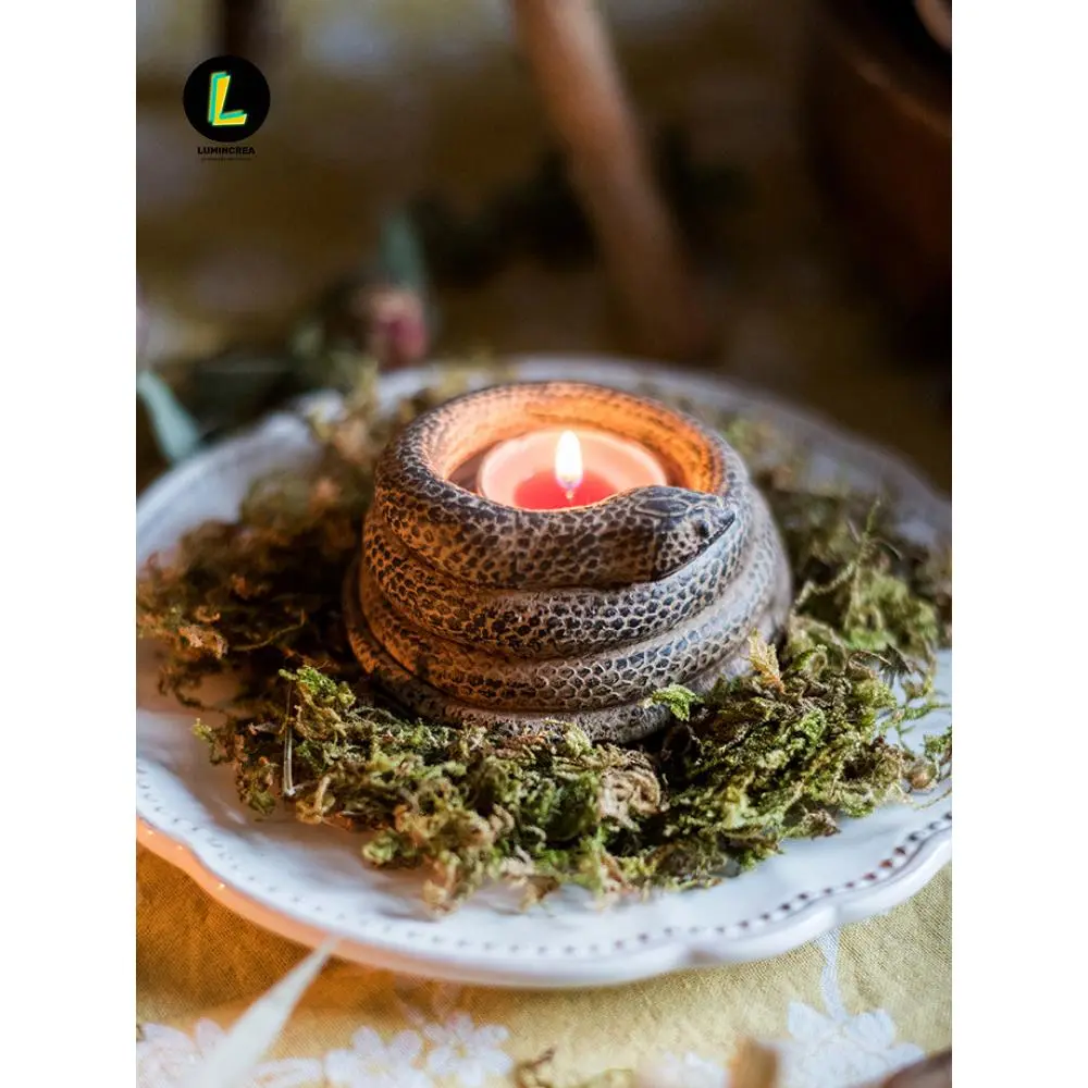 Coiled Snake Candlestick Candle Cup Ornament Creative Alternative Flower Decoration Gift Grocery Art Tabletop Decoration