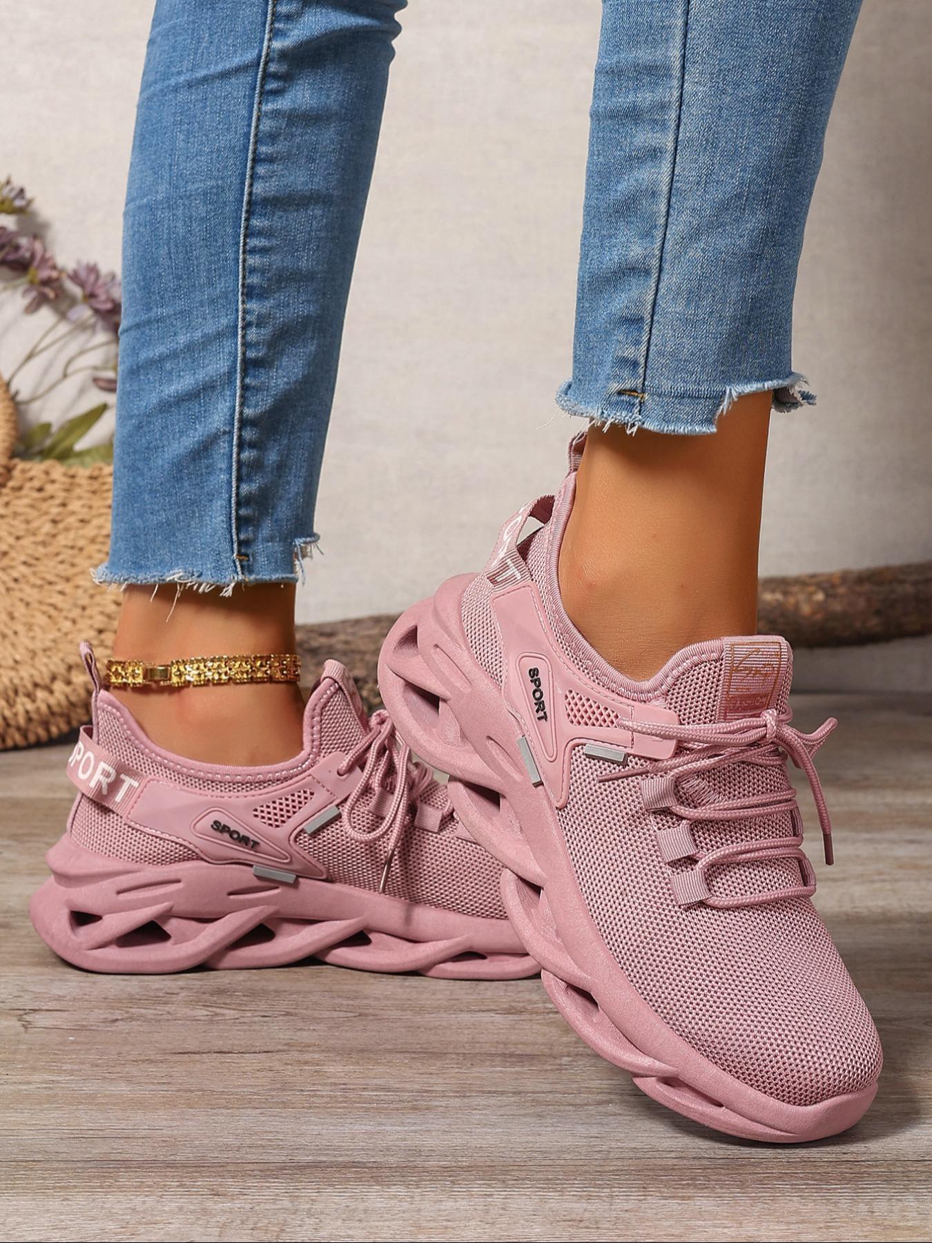 Women's Fashionable Lace Up Low Top Sneakers, Casual Comfortable Breathable Sports Running Shoes, Workout Sneakers, Sporty Running Shoes, All-match Round Toe Chunky Sneakers for Daily Wear