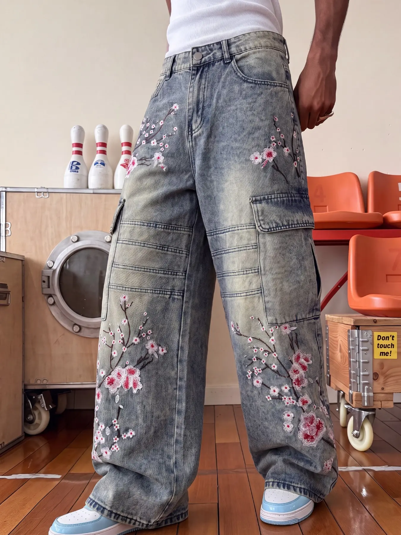 Men’s Washed Vintage Wide-Leg Cargo Denim Jeans, Plum Blossom Embroidery, Y2K 90s Retro Wasteland Skate Style, Suitable for Going Out, Hangouts, Parties, Disco, and Streetwear Outfits