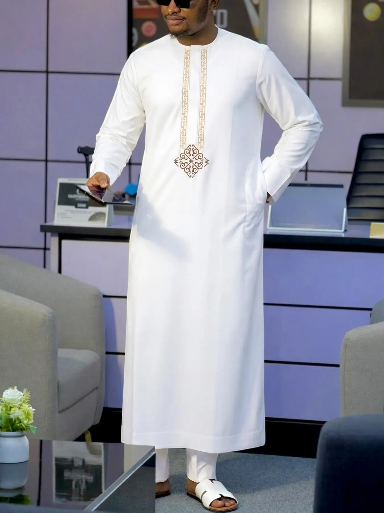 Men's Agbada Robe Set, Modest, Round Neck, Embroidered, Long Sleeve, Hidden Pockets, Split Hem, Drawstring Waist Pants, All Seasons