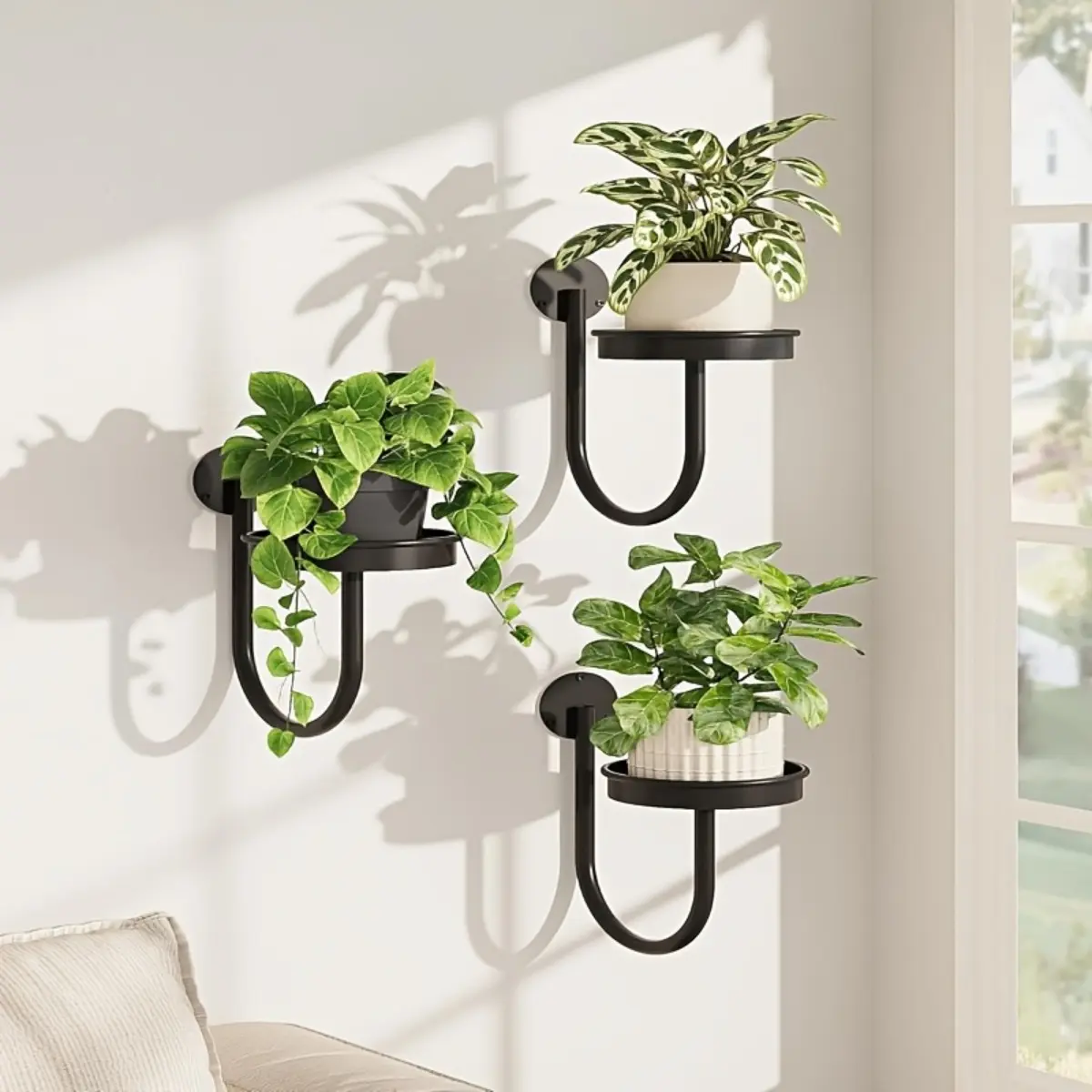 3 Pack Wall Mounted Planter Holders Black Metal Floating Plant Shelves Space Saving Plant Hanger Stand for Indoor Wall Decor Bedroom Living Room Kitchen Office Modern Minimalist Home Display Accessories