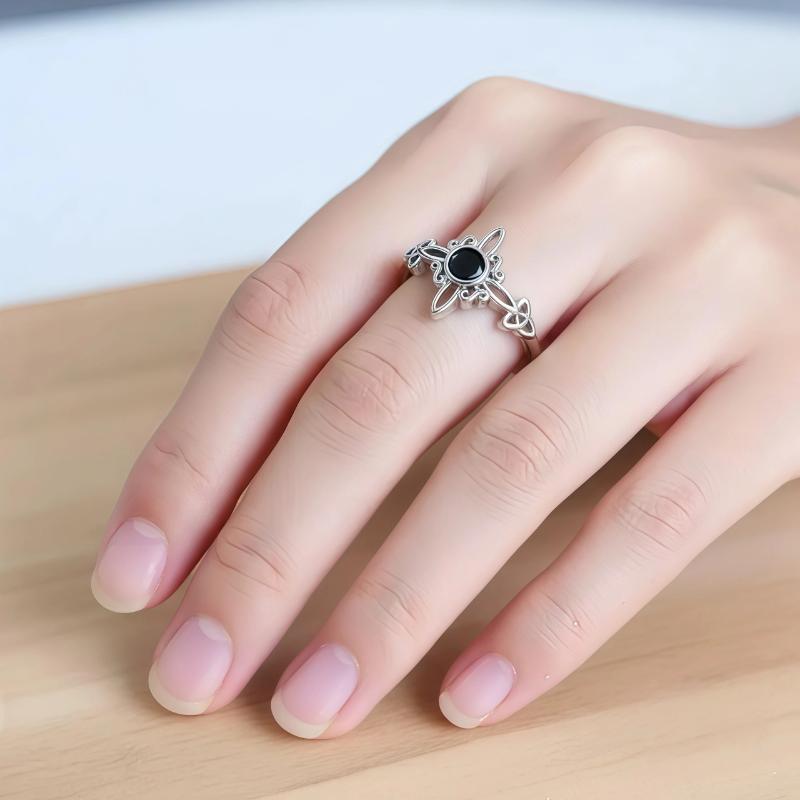 Sterling Silver Witch Knot Ring Celtic Trinity Knot Ring for Women, Witches Pagan Wicca Moon Irish Celtic Jewelry, Nudo de Bruja Plata 925 Original, Hecate Goddess of the Moon, Black CZ Dark Fantasy, Protection and Mysticism Amulet Gift for Girls