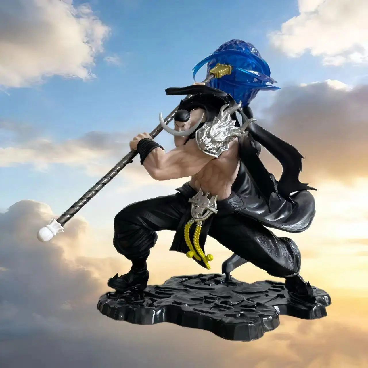 27cm/10.63in Whitebeard Super Battle  Lion Figure Anime PVC Collectible Model Decoration Ornament for Anime  Fans
