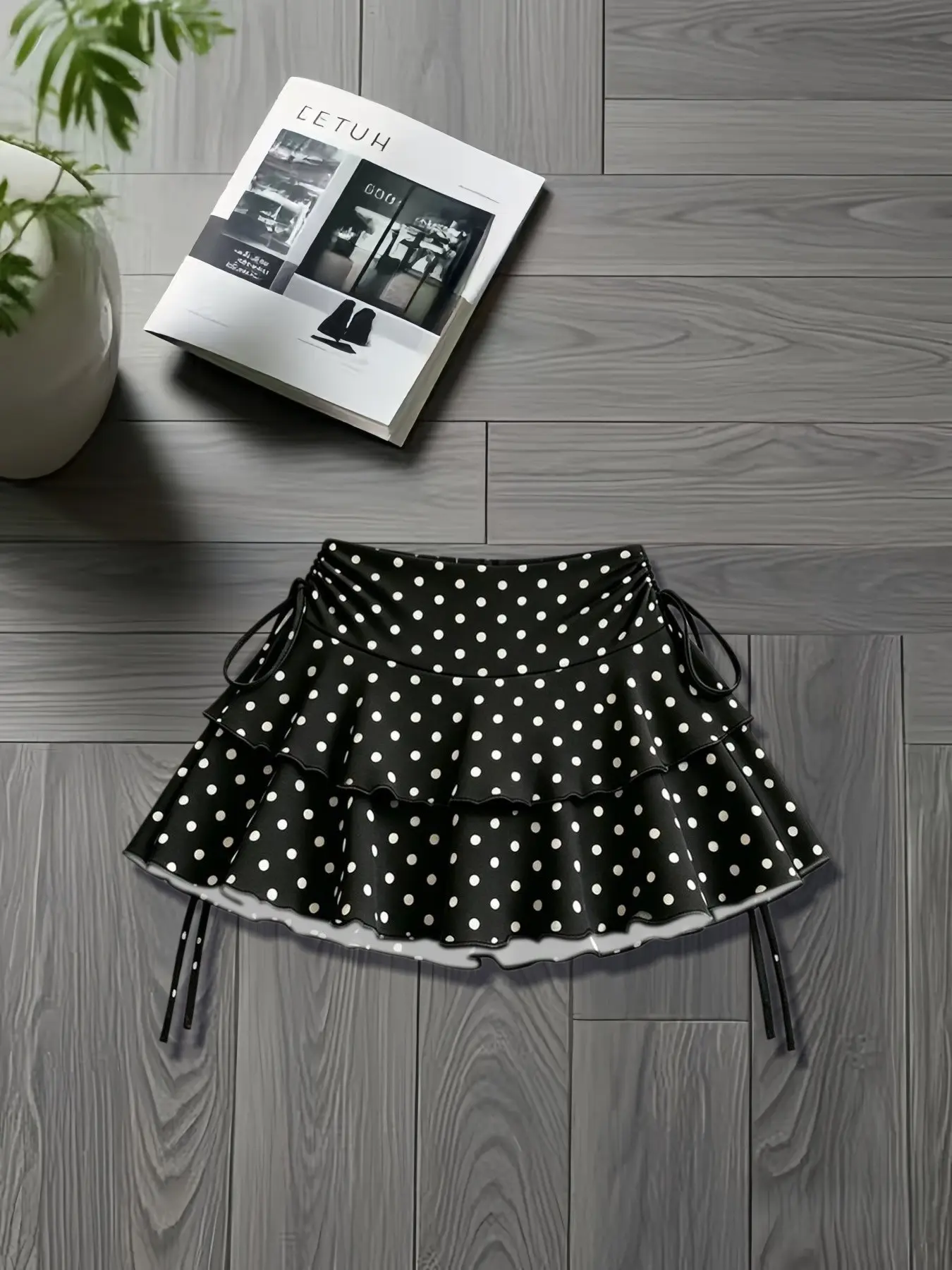 High-Waisted Pleated Mini Skirt, Side Drawstring Adjustable Double-Layer Cake Skirt, Anti-Exposure, Chic and Trendy, Perfect for Parties