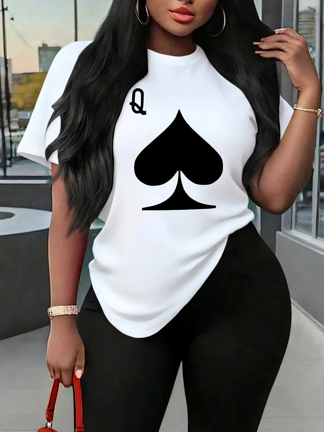 Plus Size, Women's Poker Card Pattern T-Shirt- Featuring a Bold Poker Card Design with Images of Spades and Queen of Hearts, This Casual T-shirt Is Suitable for Casual Attire, Poker Nights, and Themed Parties- a Fun Top for All Seasons