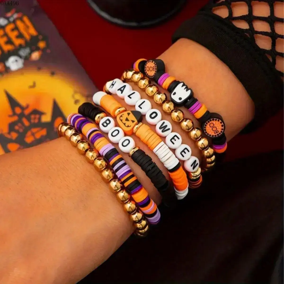 7-Piece Halloween Beaded Bracelet Set, Handmade Clay Bead Stretch Bracelets With Pumpkin, Ghost and Spooky Charms for Halloween Parties, Daily Wear and Gift Giving