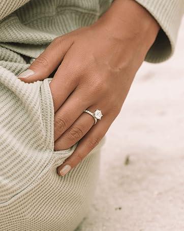 Fansilver synthetic Moissanite Earrings,1.0ct-2.0ct D Color Brilliant Round Cut Lab Earrings Dangle Earrings synthetic Moissanite Leverback Drop Earrings