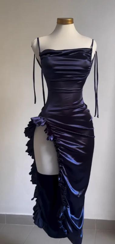 2024 Europe & US Explosive New Cross-Border Dress Summer Y2K Sexy Halter Sleeveless Spaghetti Strap Dark Blue Beige Minimalist Formal Workwear Aesthetic Love Poly Style Womenswear Girl