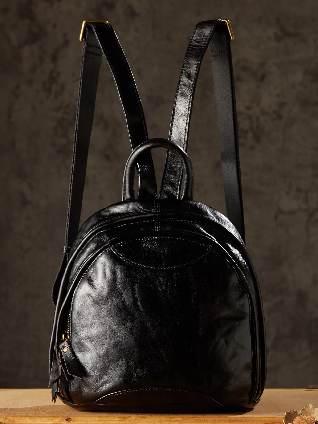 Handmade Leather Backpack for Women, Casual Style Mini Bag, Perfect for Daily Use & Commuting, Durable & Stylish Design