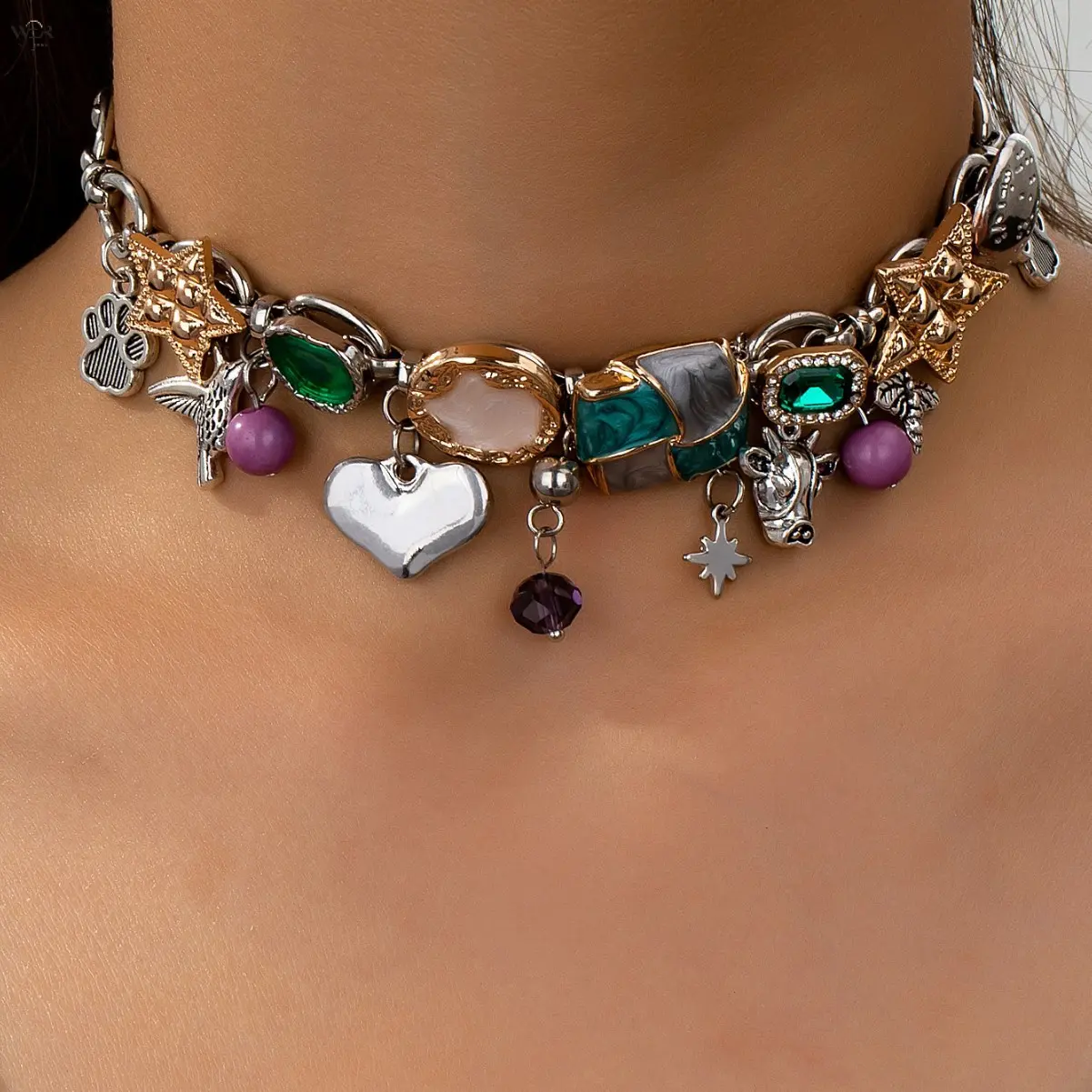 Vintage Mixed‑Metal Charm Choker Necklace for Women, Multicolor Enamel Rhinestone Star Heart Animal Pendants Statement Necklace, 31+8cm Adjustable Retro Collar Necklace for Party Daily Jewelry Gift