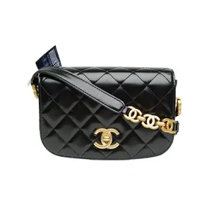 Pre-owned CHANEL Black Chip Gold Hardware 22A P226359659