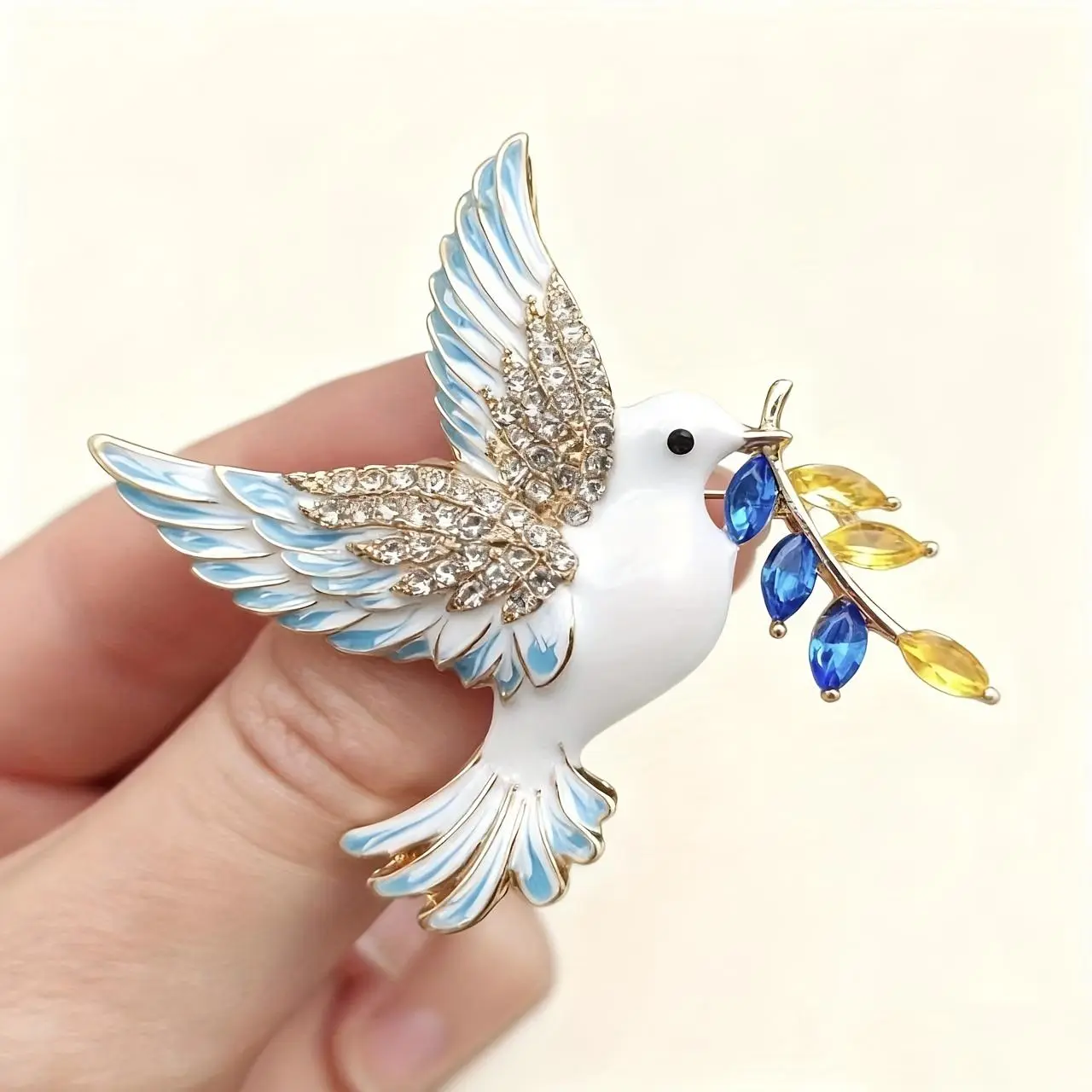 Elegant Dove Brooch with Golden Accents & -Green Beads - Luxury Alloy Enamel Pin for Women, Perfect for Daily Wear or Gifting, All-Season Accessory