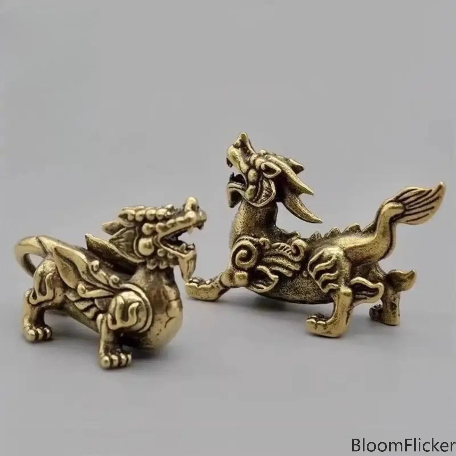 Pair of Solid Brass Male & Female Pixiu Pi Yao Statues, Vintage Handmade Chinese Feng Shui Figurines, Wealth-Attracting Table Ornaments for Indoor Home Display, Decorative Accent for Camping, Hiking & Picnic Layouts