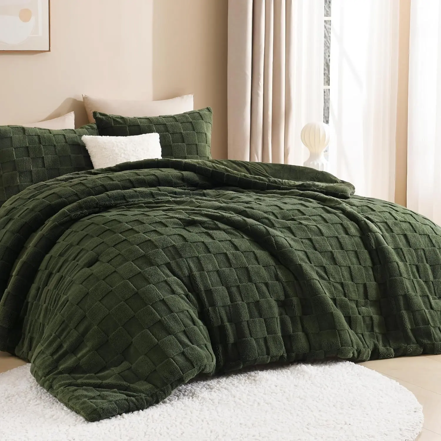 Fluffy King Size Comforter Set Olive Green, 3 Pieces Warm Sherpa Fleece Winter Bedding Set, Jacquard Checkered Plush Fuzzy Blanket Bed Set(1 Comforter, 2 Pillowcases)