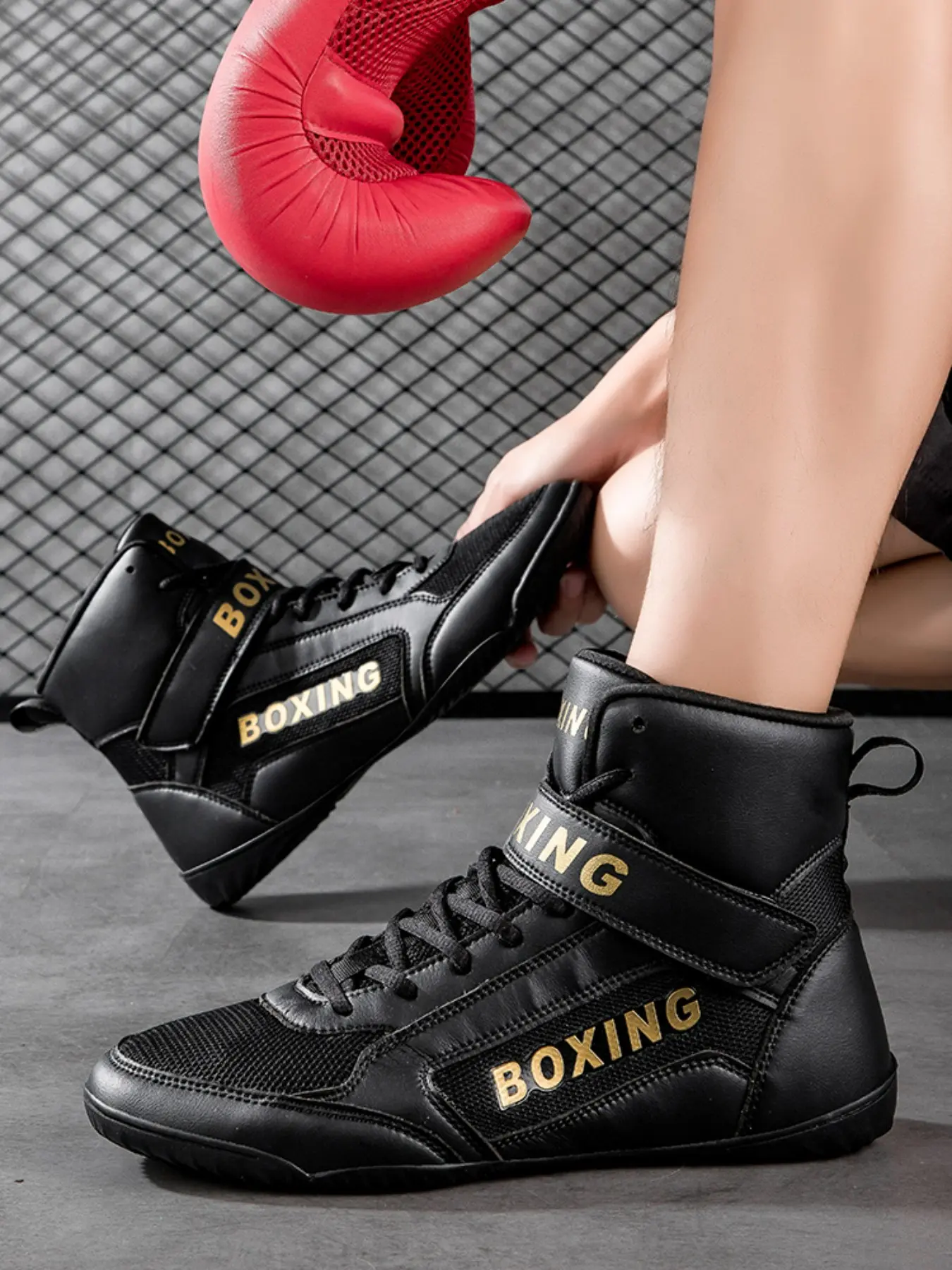 Men's Boxing Shoes, Professional Boxing Shoes, High Top Lace Up Training Shoes, Gym Shoes, Combat Training Shoes, Indoor Boxing Training Shoes, Breathable Upper, Laced Sports Shoes