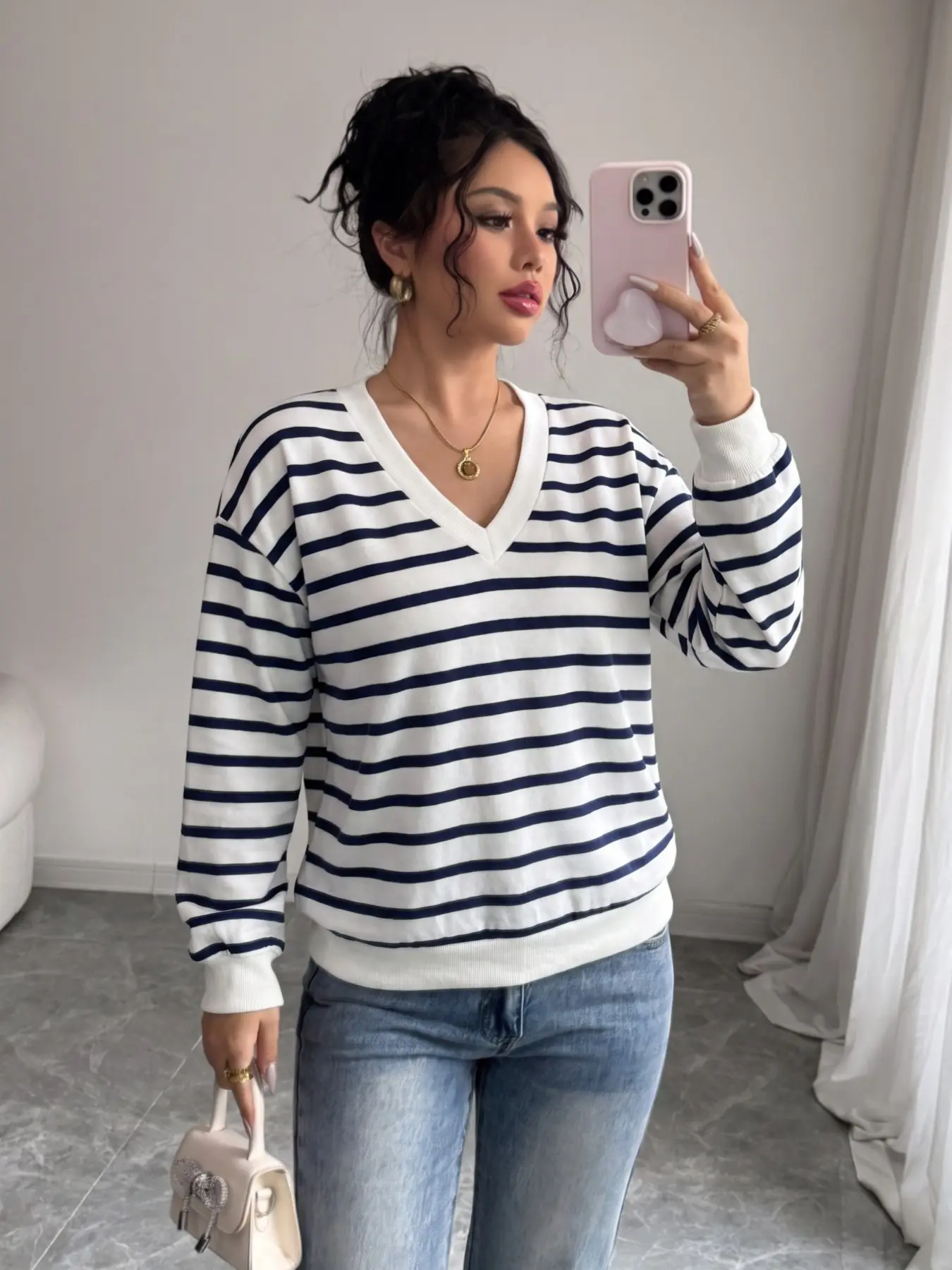 Women's Striped V-Neck Sweatshirt, Loose-Fit Long Sleeve, Casual Spring & Fall Top, All over Print, Comfortable Daily Wear