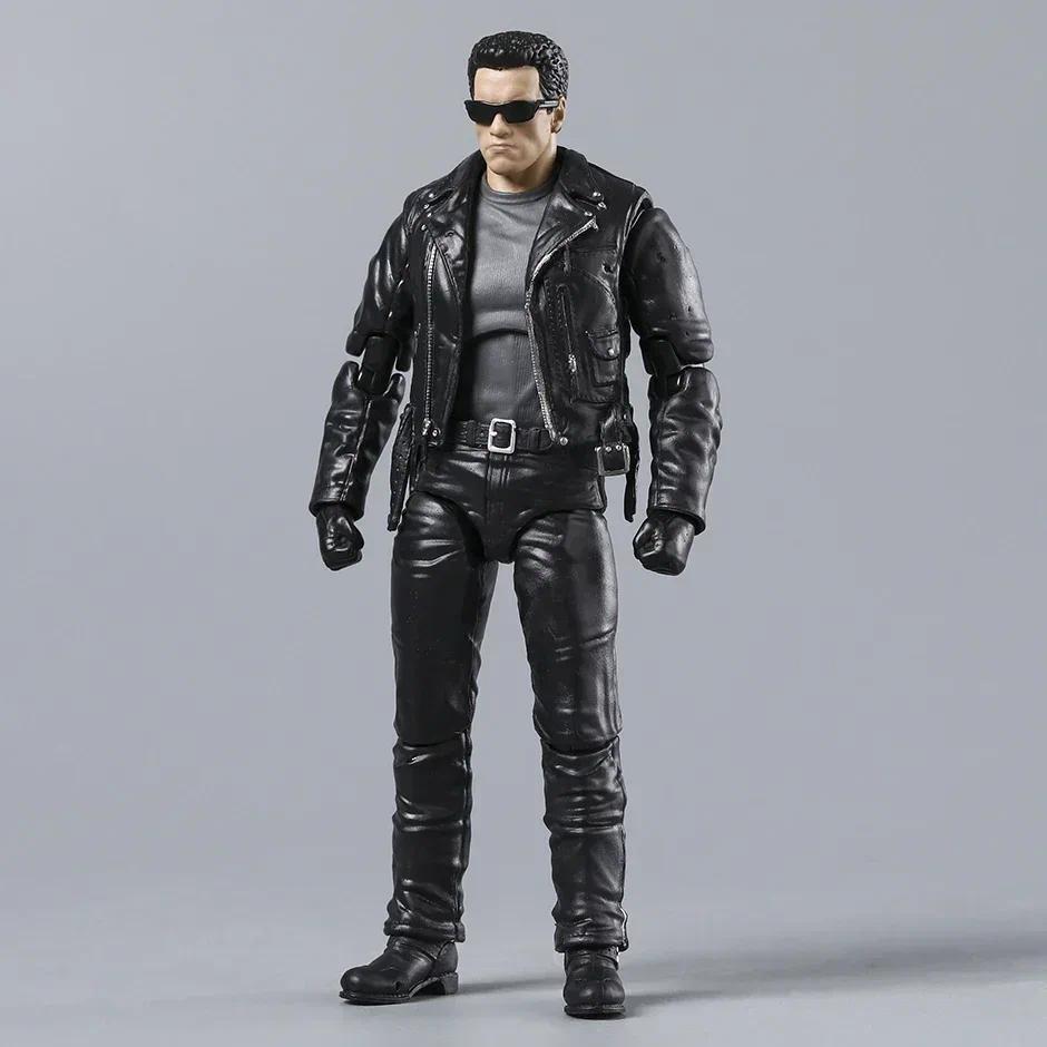 MAFEX No.199 Terminator 2: Judgement Day T-800 (T2 Ver.) Action Figure Figurine Collection PVC Model Toy
