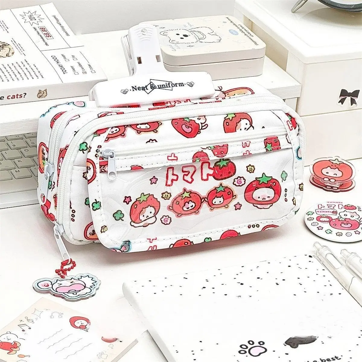 Flip-top tomato-shaped kitten pencil case, cute cartoon cat stationery box, student large-capacity pencil case, high-quality appearance stationery storage bag