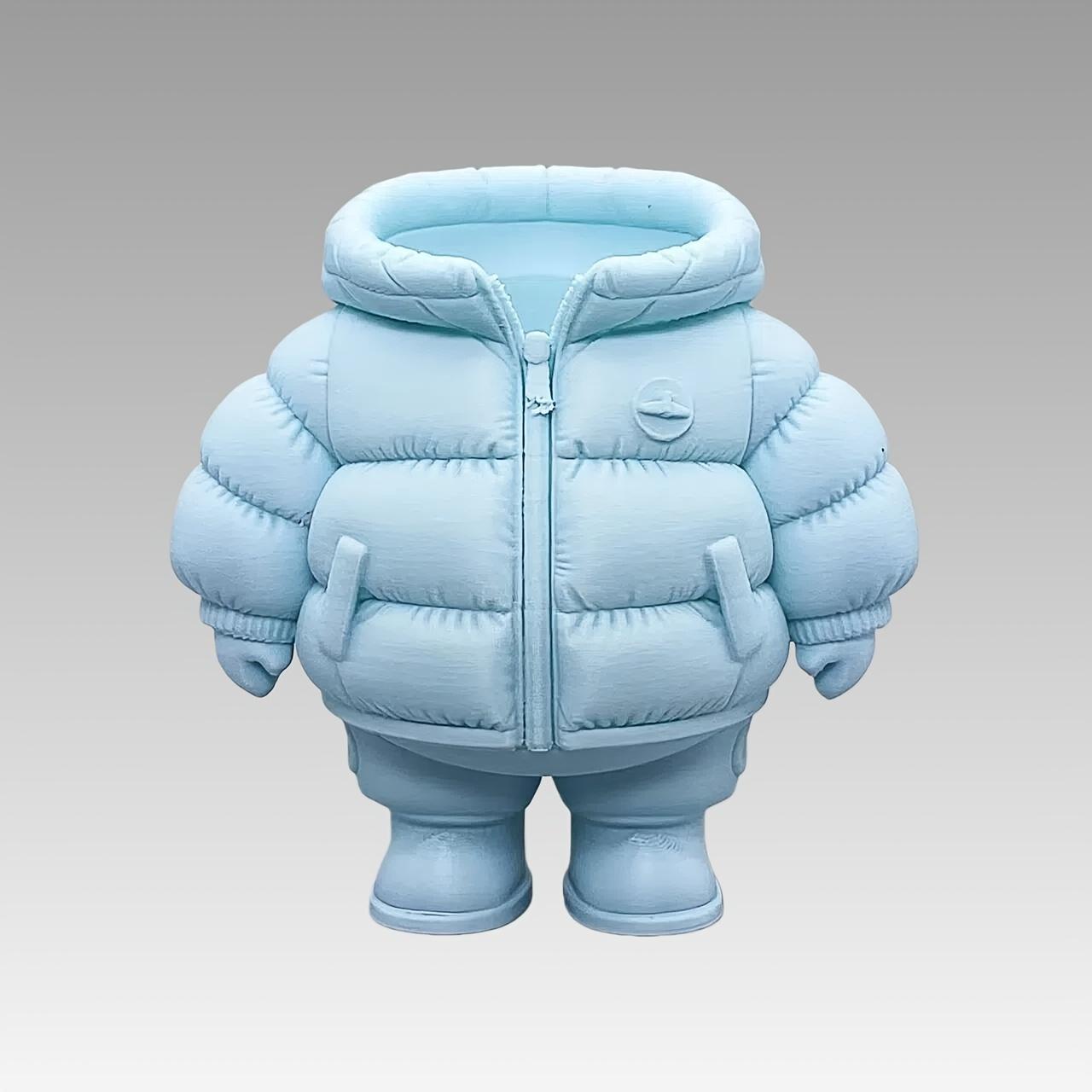 3D Printed Down Jacket Desk Organizer, Pencil Holder, Dried Flower Vase, Realistic Fun Design, Adds Atmosphere to Your Desk