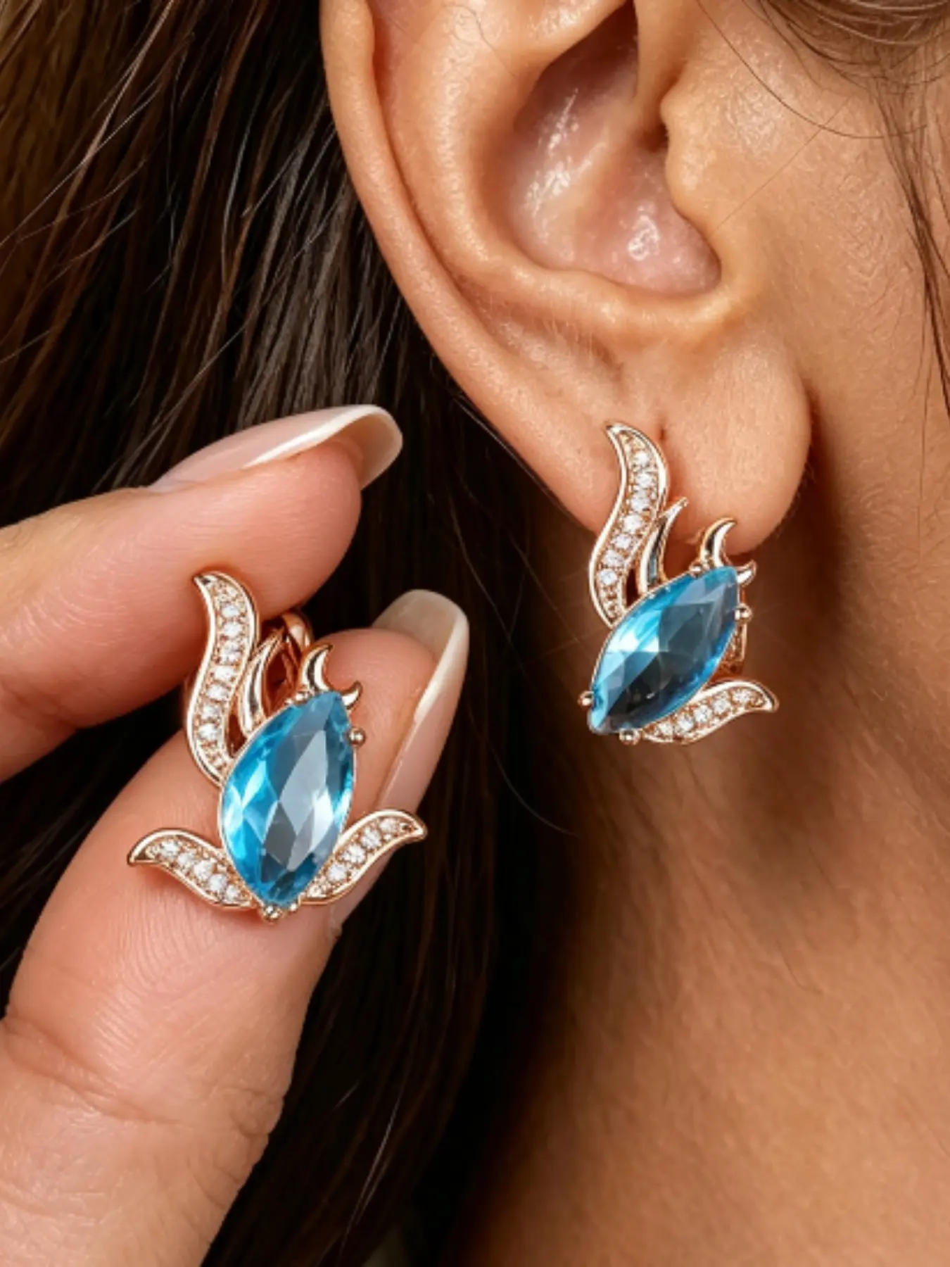 Large Zircon Gold Fish Earrings, Sparkling Unique Design, Perfect for Weddings, Daily Wear, Parties, Concerts, Graduations, Vacations
