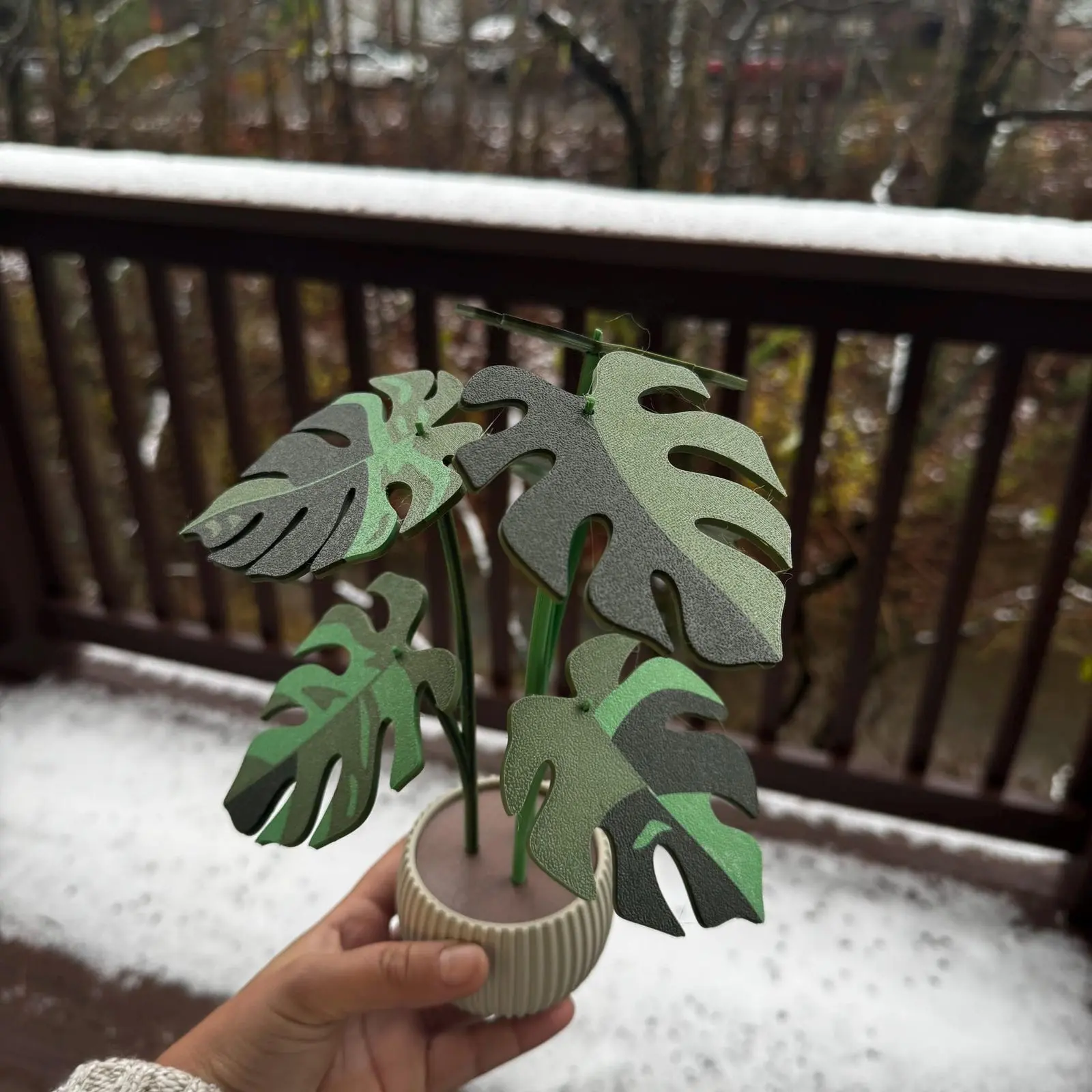 Monstera Plant Coaster Set, Modern Plant Decor, Contains 6 coasters, Rustic Home Decor, Farmhouse Sign, Home Decor Gift, Desktop Decor, Disguised Functional Home Decor, Great for Desks, 3D Printed Plant Coasters for Drinks