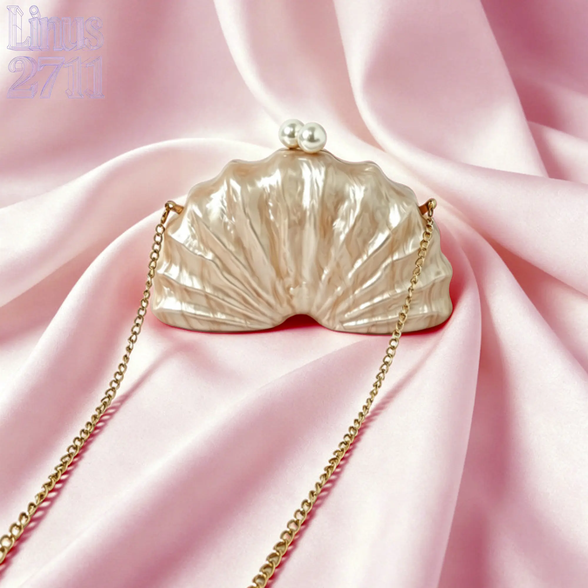 Pearl Shell Acrylic Clutch Purse for Women, Mermaid Seashell Evening Bag Gold Chain Cross‑body Shoulder Bag, Wedding Party Prom Cocktail Handbag, Bridal Date Night Mini Formal Purse Gift