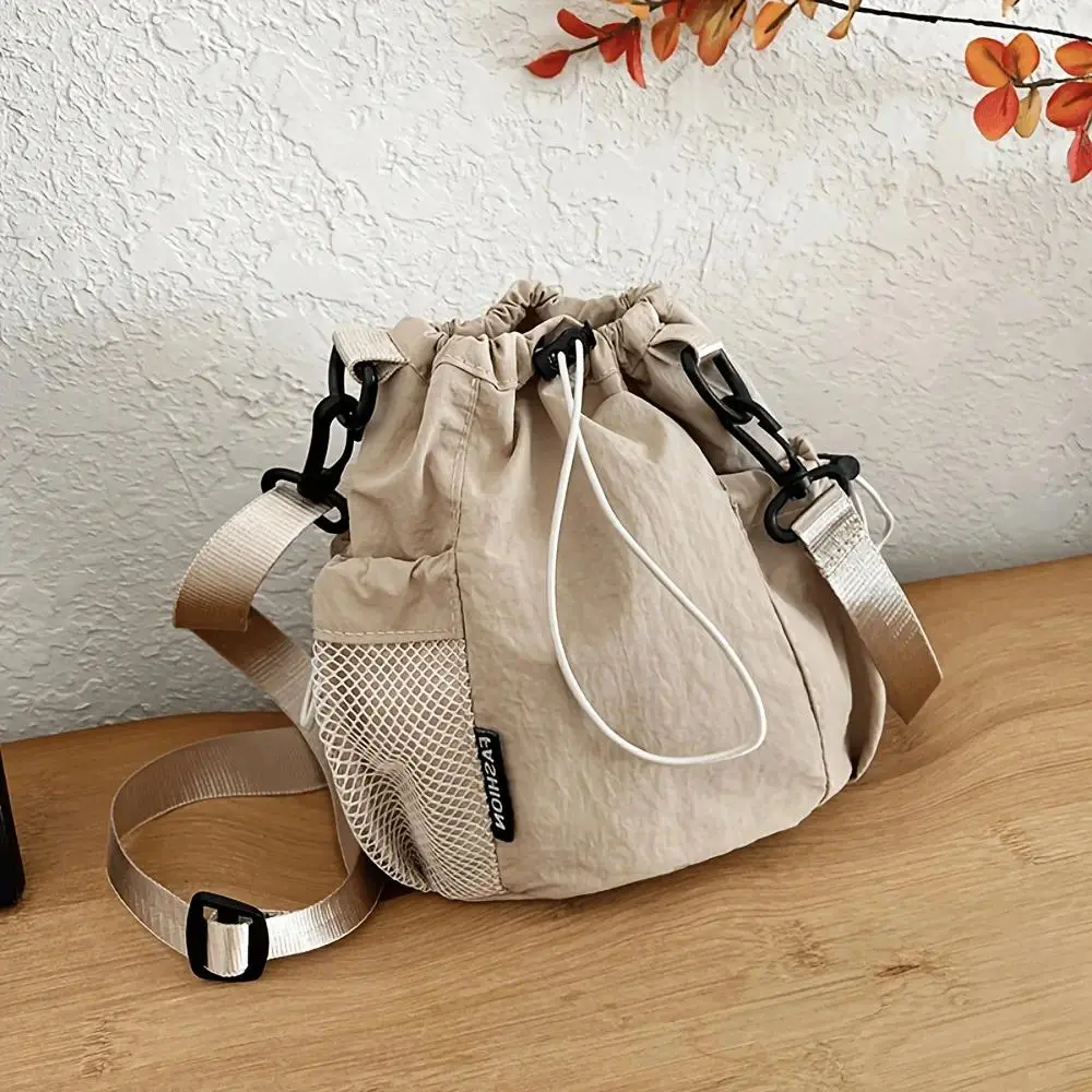 Women's Spring Nylon Drawstring-Top Bucket Messenger Bag - Wear-Resistant Large Capacity Bag, Lightweight Versatile Single-Shoulder Handbag for Students, Shopping, Outdoor Carry