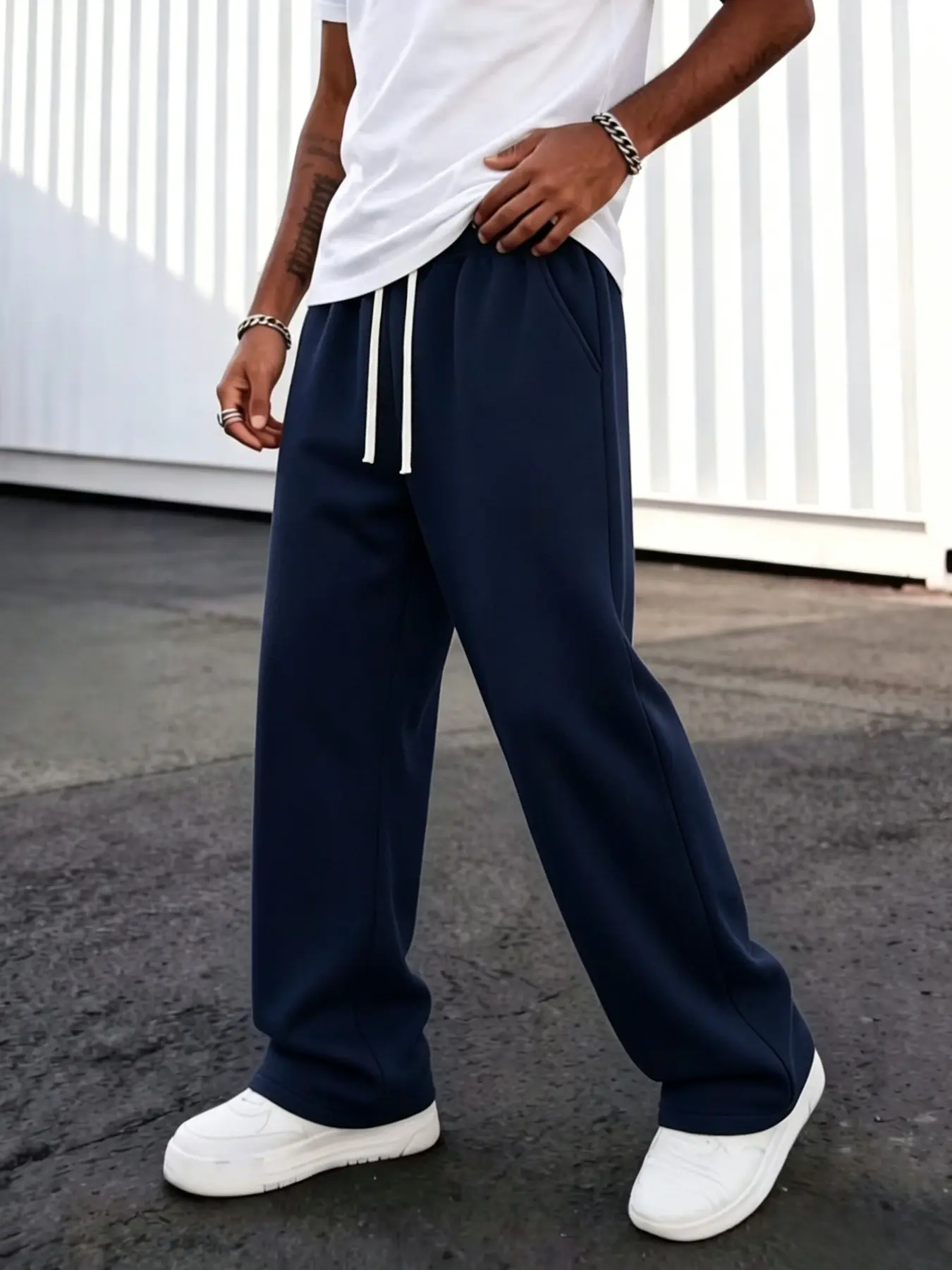 Men's Classic Straight Leg Sweatpants, Colorblock Drawstring Waist, Loose Fit, Side Pockets, Casual Jogging Pants for All Seasons