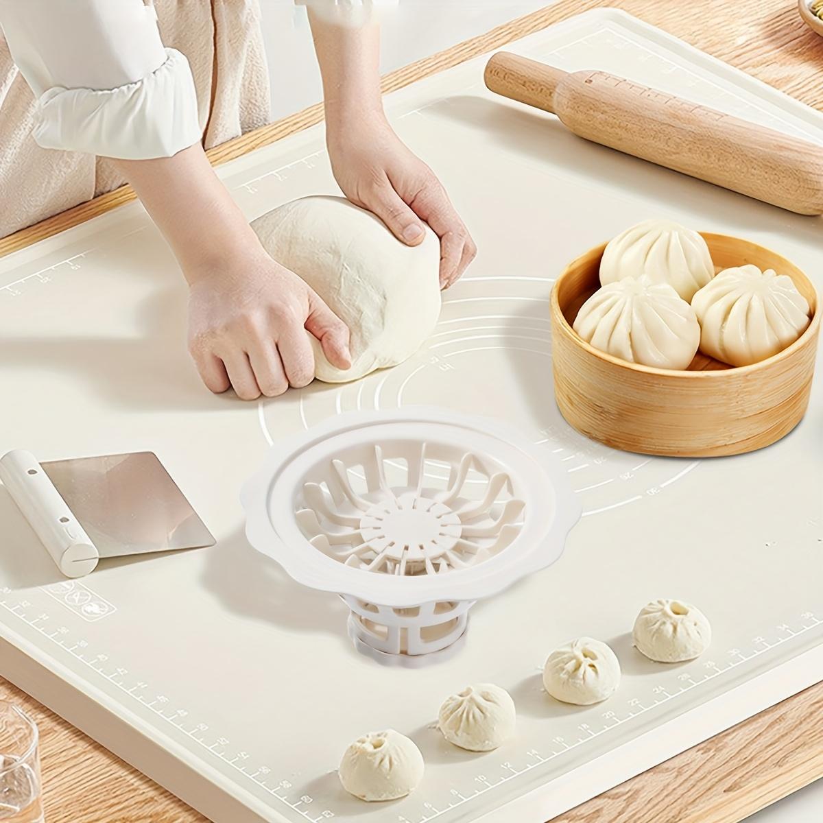 Easy-To-Remove Non-Stick Bun Maker - Food-Grade ABS Plastic Kitchen Tool Equipped with a Uniform Dumpling Mold, Designed for Making Buns And Shao Mai, Quick Forming, Non-Stick, Easy to Release, Practical Kitchen Utensil