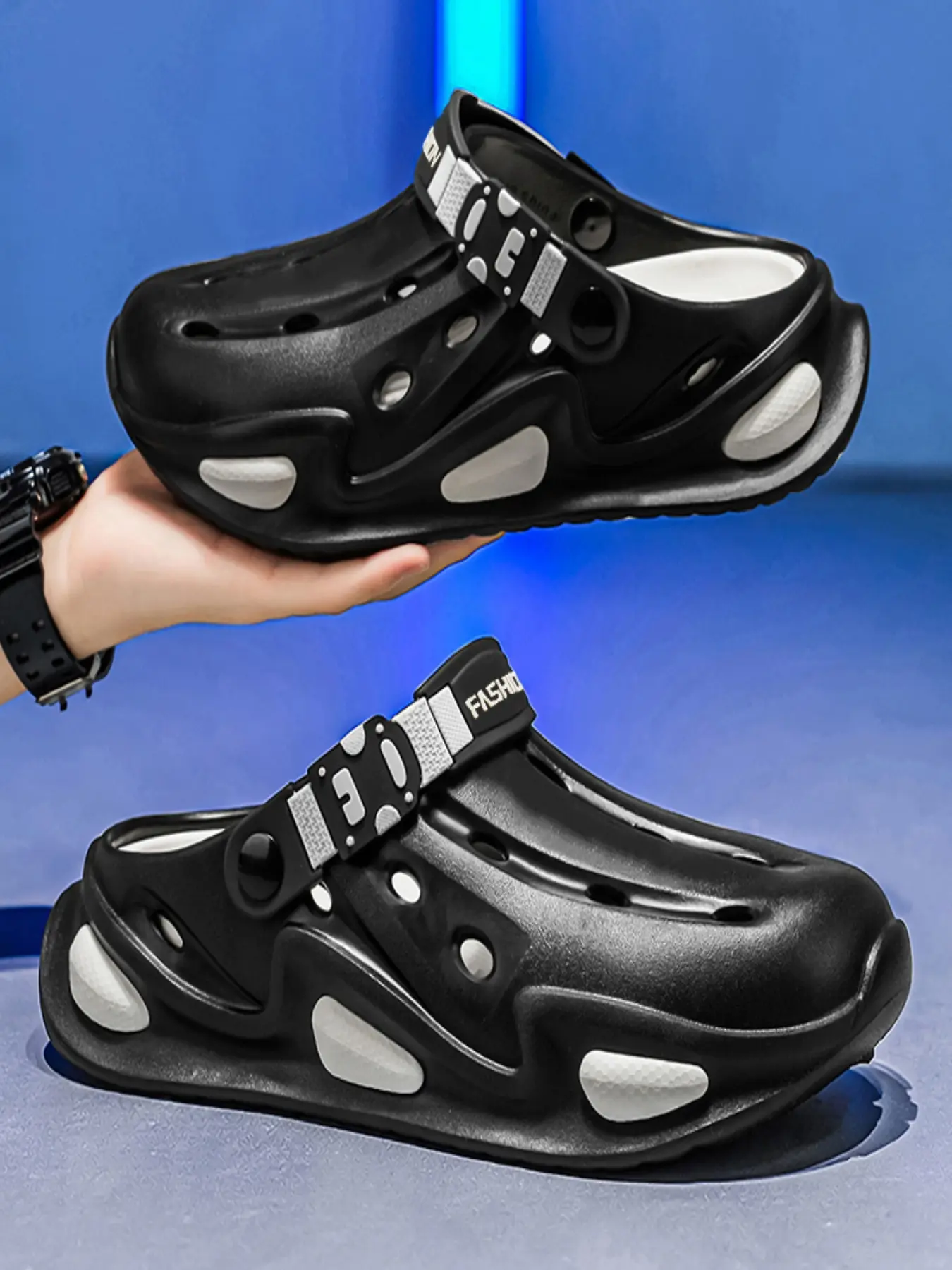 Men Fashion Platform Hollow Out EVA Clogs Adjustable Rotatable Heel Strap Non Slip Quick Dry Outdoor Beach Water Slippers