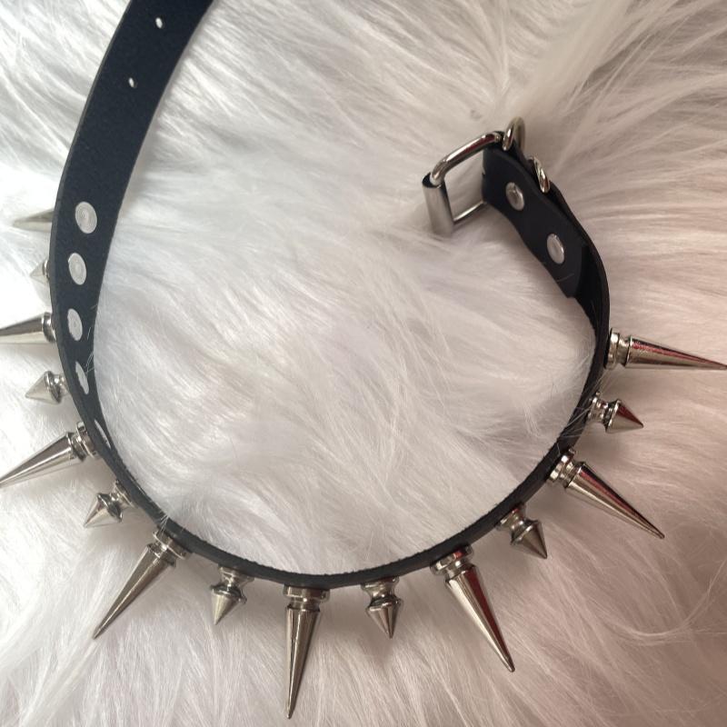 2pcs Women Punk Rivet Necklace Y2K Girl Harajuku Gothic Black Choker Necklace Spicy Girl Collarbone Chain Rock Neck Chain Jewelry