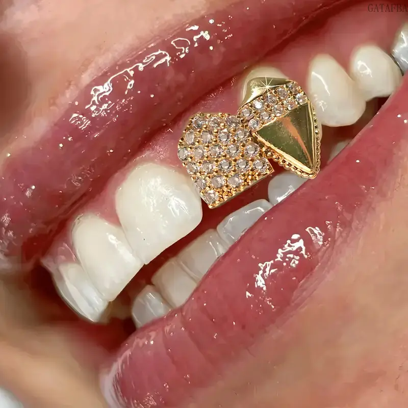 Two-tone Fangs Hip Hop Grillz, Full Zircon Mirror V-shaped Sharp Teeth, Unique Vampire Dental Accessory